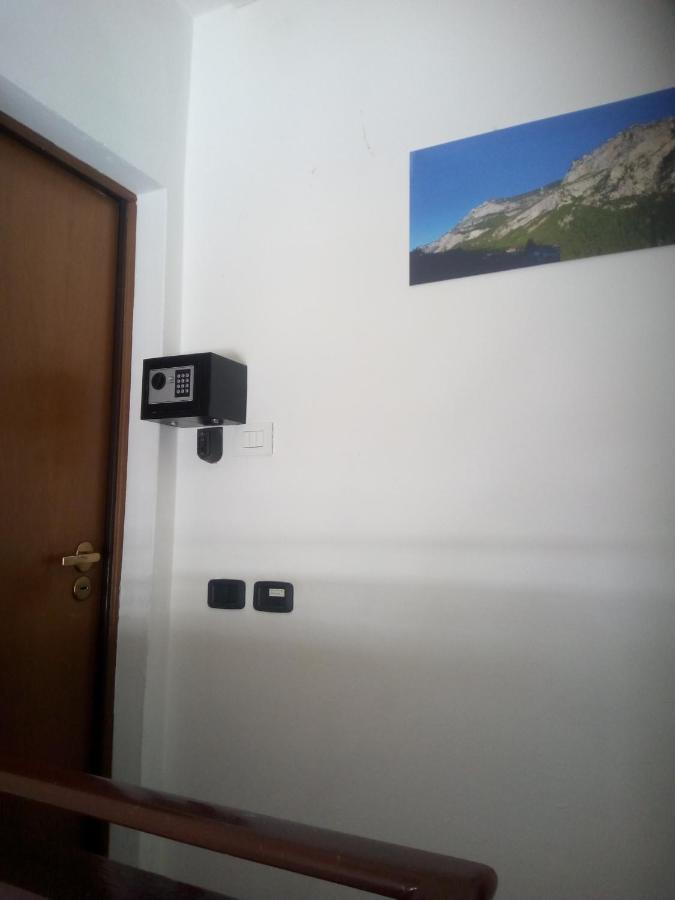 Pietramurata Appartamento Vista Montagna Terzo Piano Dro Eksteriør bilde
